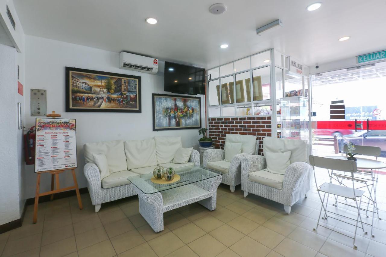 קוטה בארו Oyo 559 Aslah Boutique Hotel מראה חיצוני תמונה