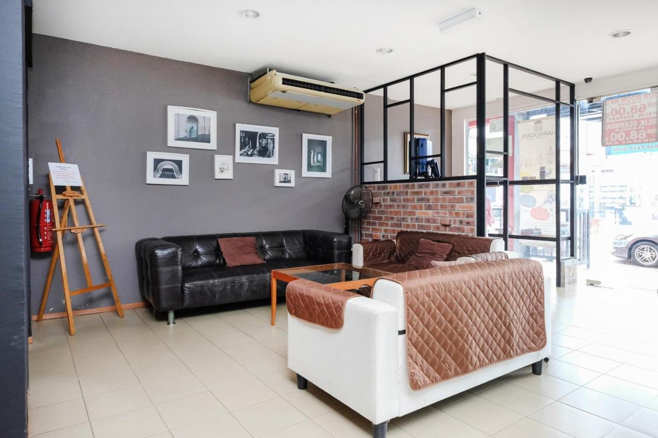 קוטה בארו Oyo 559 Aslah Boutique Hotel מראה חיצוני תמונה