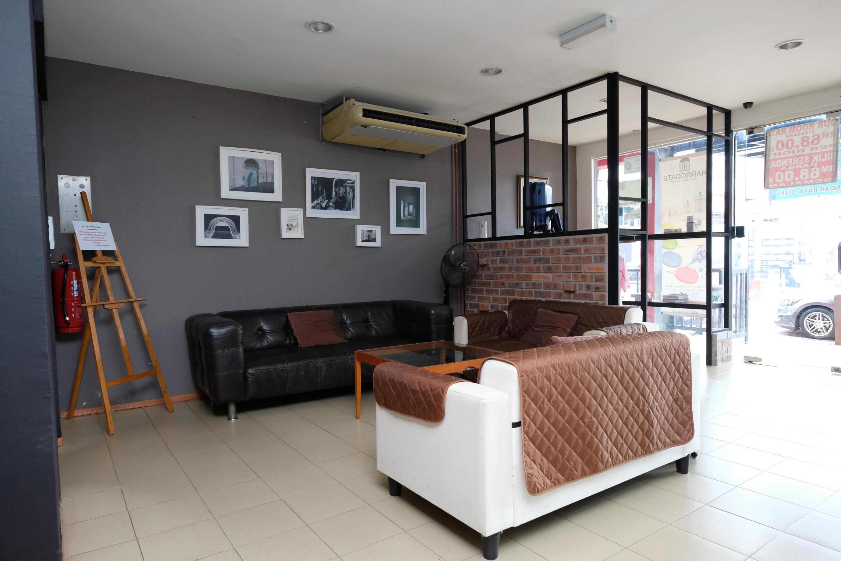 קוטה בארו Oyo 559 Aslah Boutique Hotel מראה חיצוני תמונה